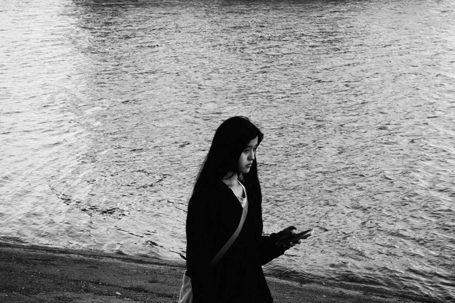 “They Didn’t Say Goodbye. They Just Disappeared.” How People Describe Being Ghosted