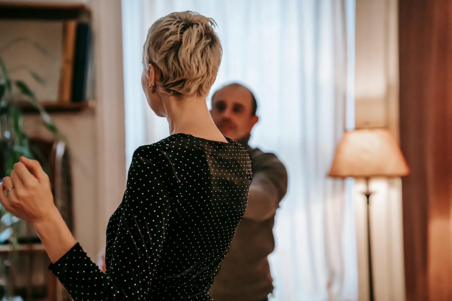 How Emotional Disconnection Builds Slowly In Long-Term Relationships