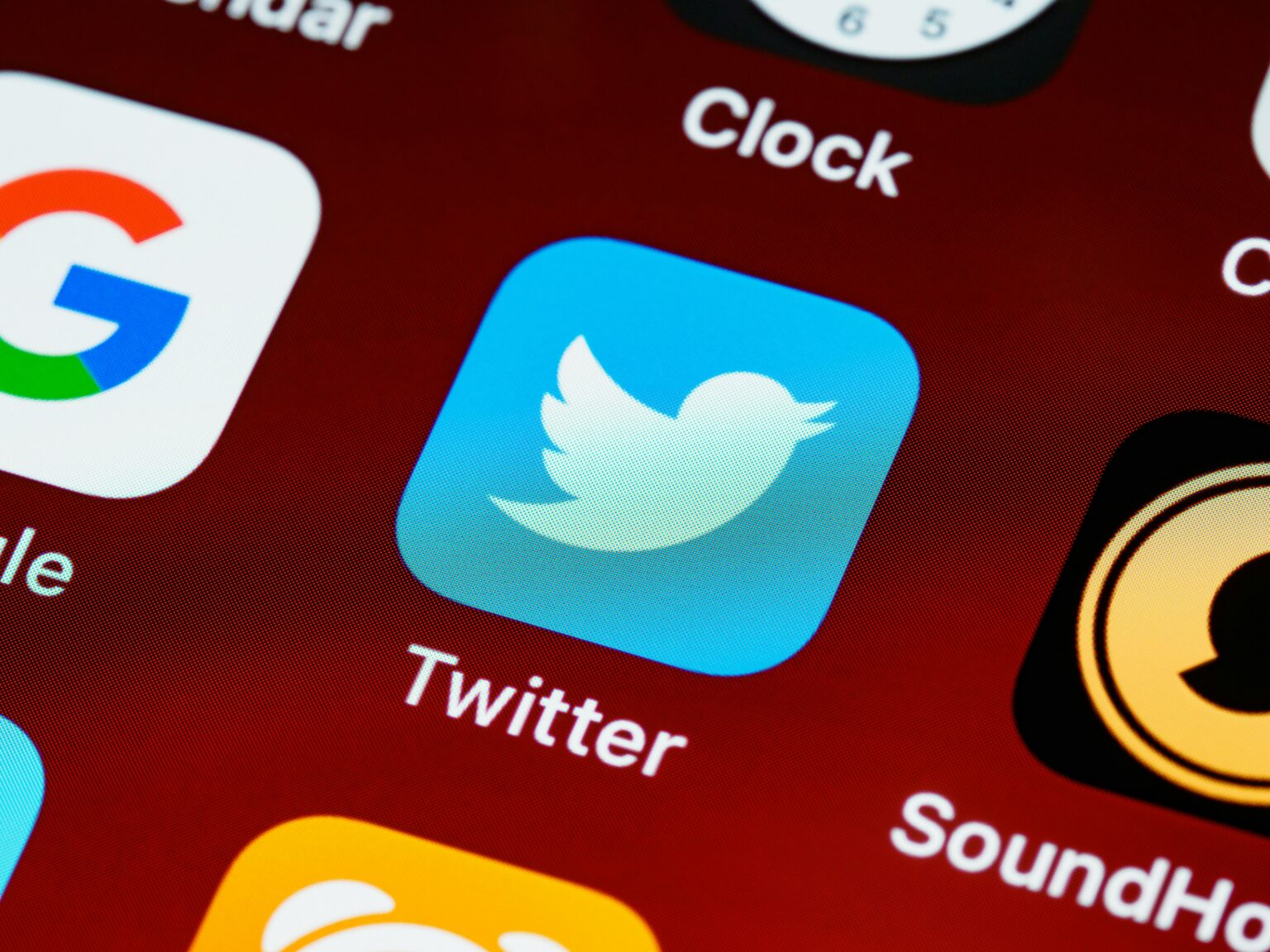 Why Sending “Funny Tweets” Is Actually a Love Language