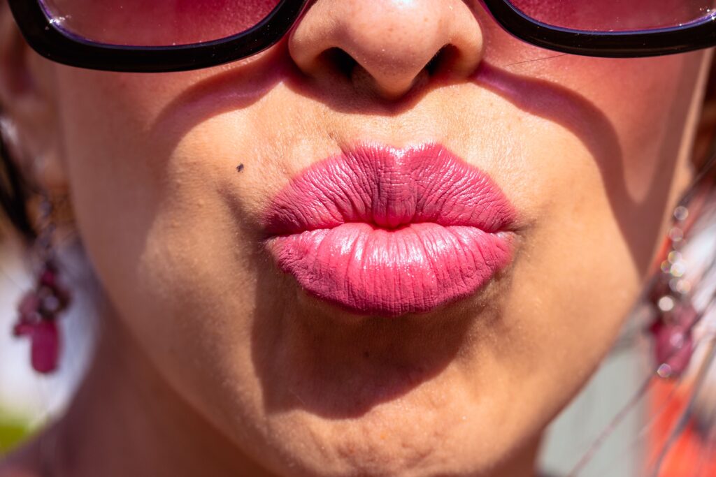 45 Freaky Rizz Lines That Are Bold, Ridiculous, and Somehow Very Endearing