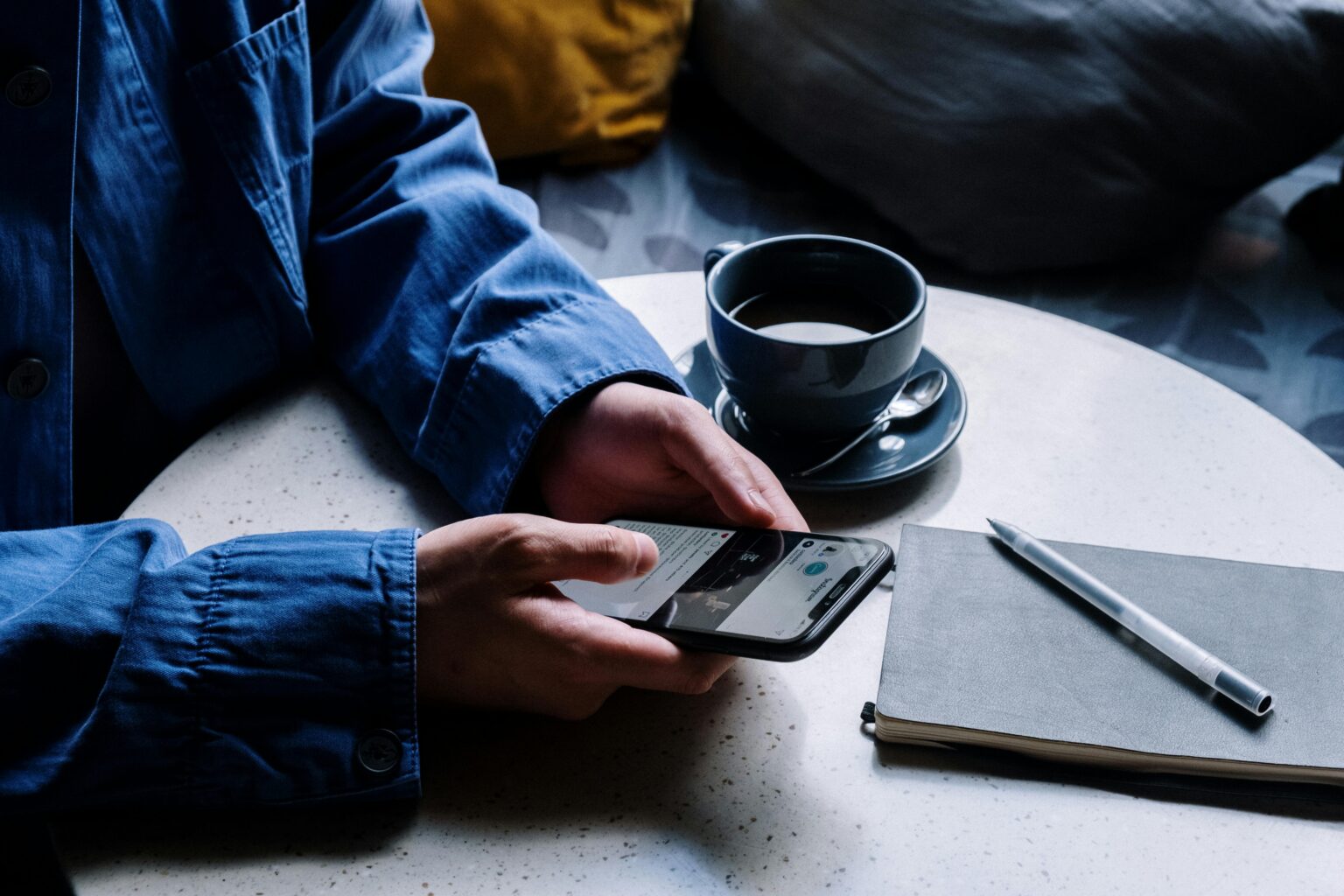 10 Real Ways to Tell If Someone Blocked You on Instagram