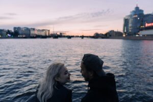 15 Situational Irony Examples That Describe Modern Dating
