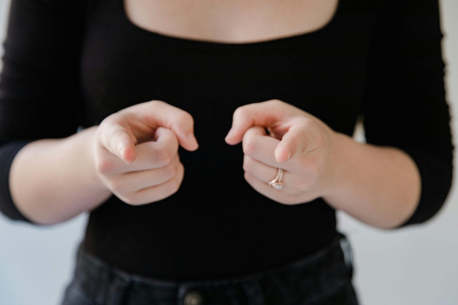 What Is Verbal Irony, Really And Why It’s Become the Default Language of Feeling Things